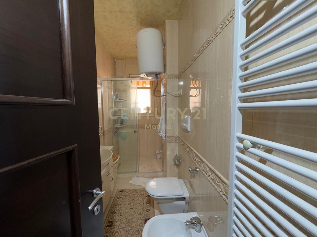 Apartament 3+2+ post parkim per qera,ne lungomare! (8)