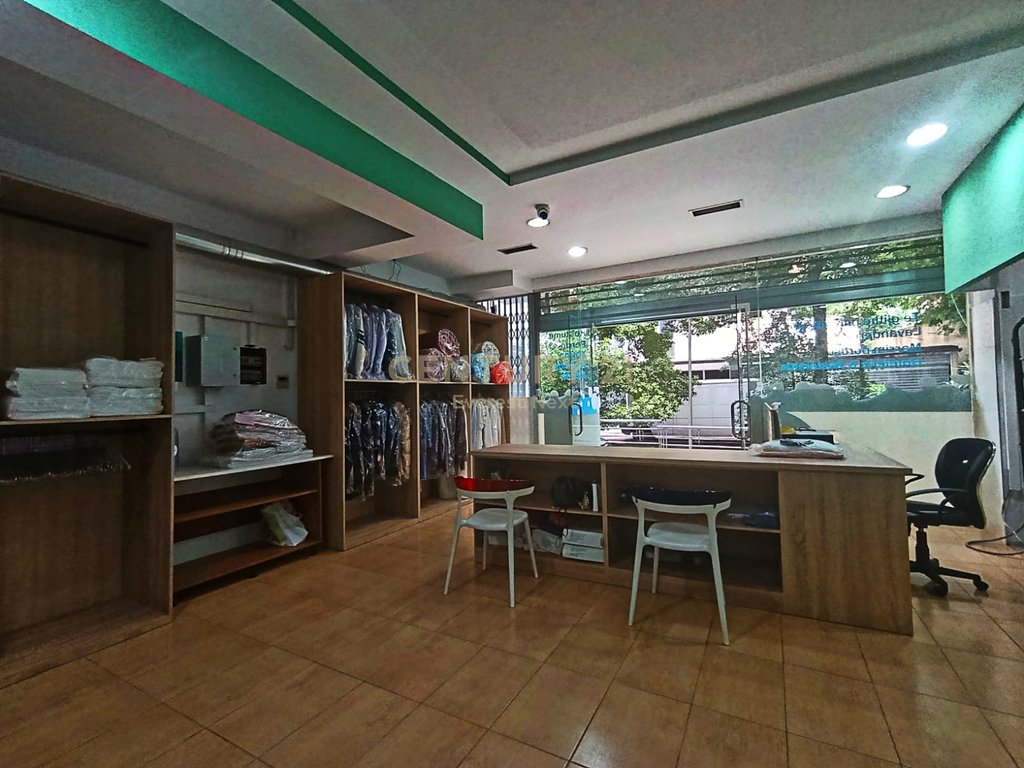Fresk – Commercial space for sale with business! (2)
