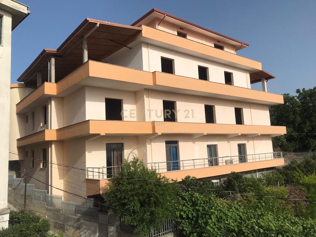 Villa en venta con vista al mar