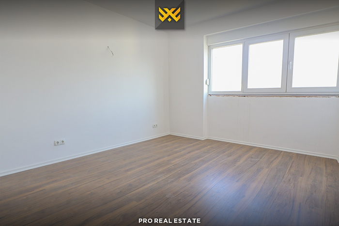 Apartamento dúplex 124,8m² en #venta en rruga c (2)