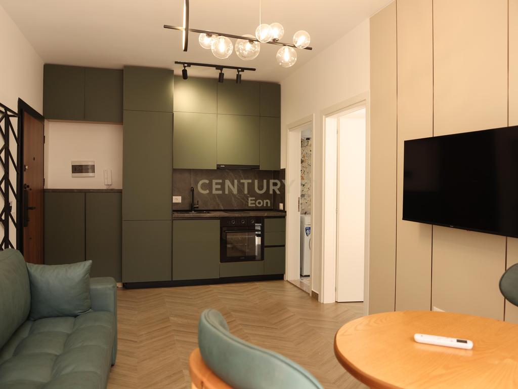Apartamento 1+1 à venda na zona de malit të robit! (2)