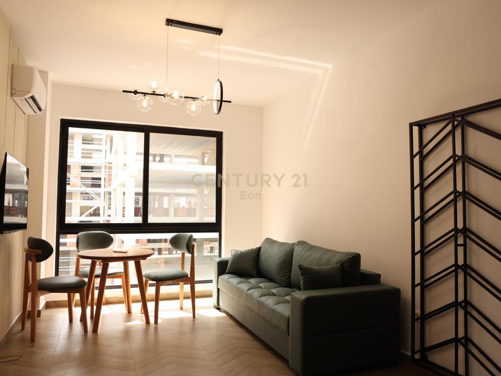 Apartamento 1+1 à venda na zona de malit të robit! (3)