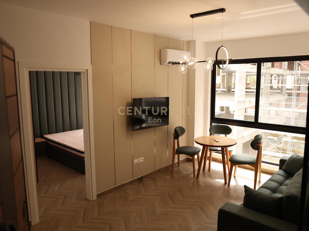 Apartamento 1+1 à venda na zona de malit të robit! (4)