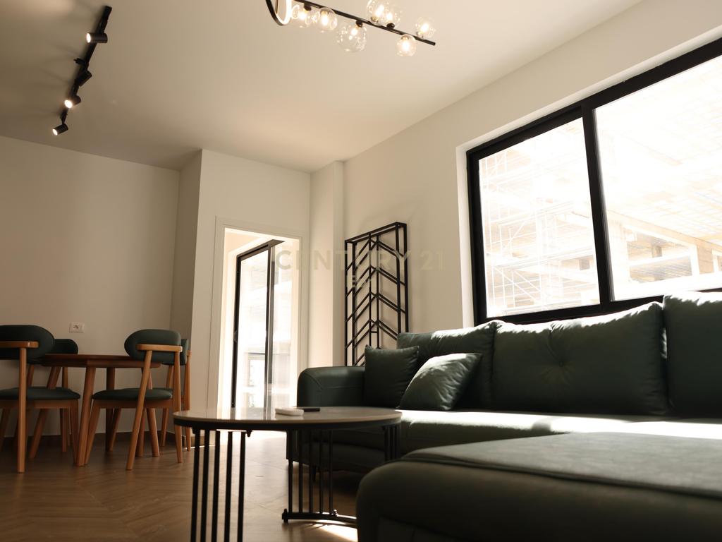 Apartamento 2+1 à venda na zona de malit të robit! (4)