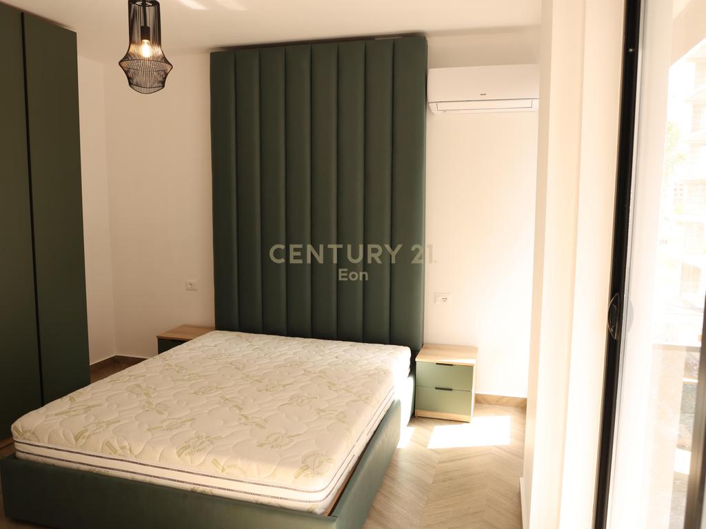 Apartamento 2+1 à venda na zona de malit të robit! (8)