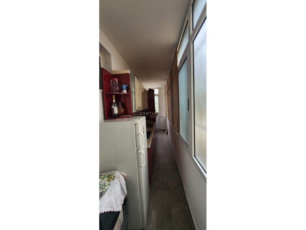 Apartamento para alugar 2+1+2 com varanda, lagjja 17, durres! (4)