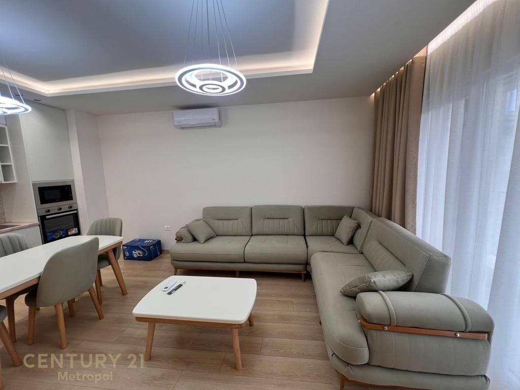 Apartment 1+1 for sale, zogu i zi! (3)