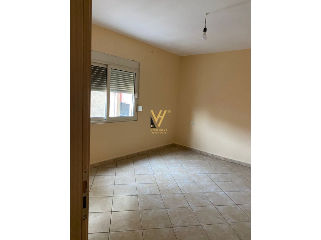 Appartement à louer 1+1 près de l'école de ballet 40 000 leke
