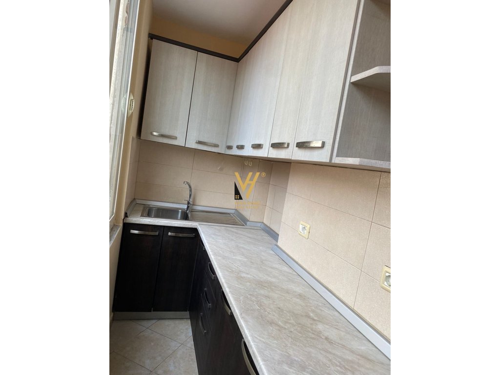 Appartement à louer 1+1 près de l'école de ballet 40 000 leke