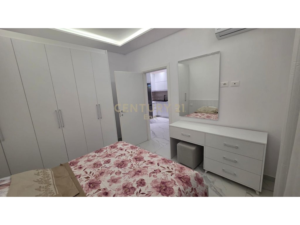 Appartement 1+1 à vendre près de l'hôtel grint, golem! (4)