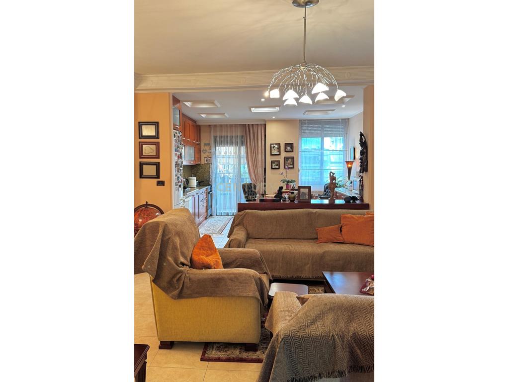 Apartment for sale 168m² - medreseja, Tirana | classic elegance & spacious living (2)