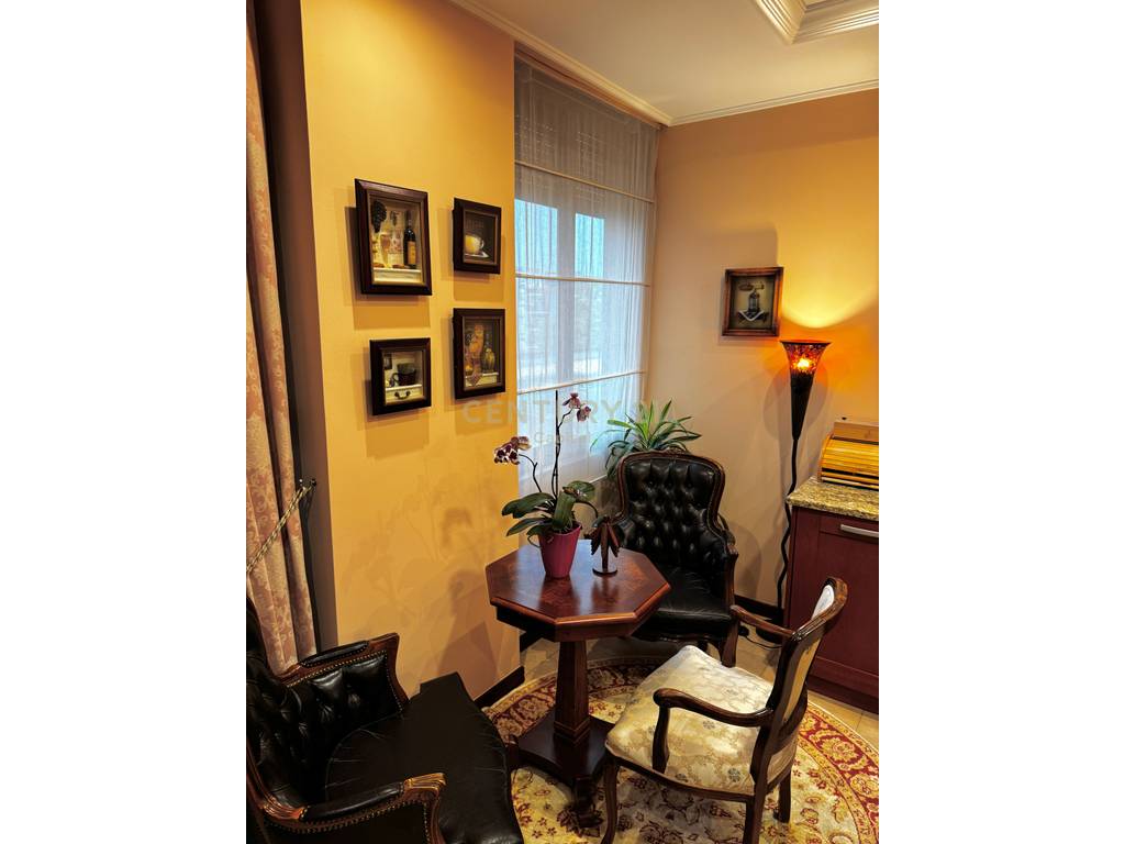 Apartment for sale 168m² - medreseja, Tirana | classic elegance & spacious living (7)