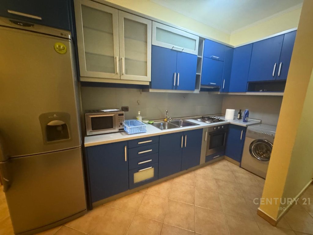 Apartment 1+1 for rent myslym shyri! (3)