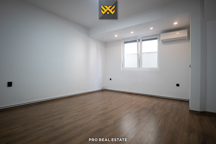 Maison de 650m² à vendre à dragodan