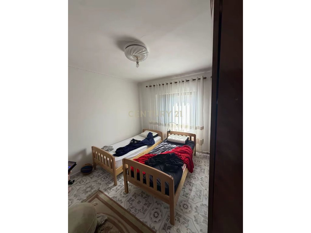 Shitet apartament 2+1 ne perash, shkoder (3)
