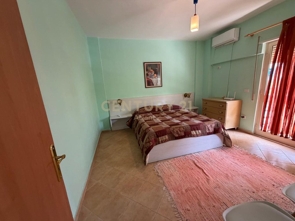 Apartament 1+1 në shkëmbi i kavajës,vije e dyte me detin (6)