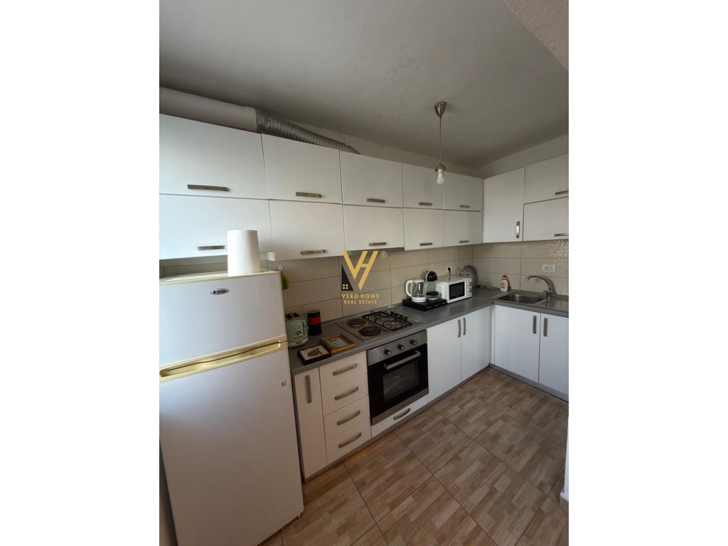 Shitet apartament 1+1 te myslym shyri 150.000 euro