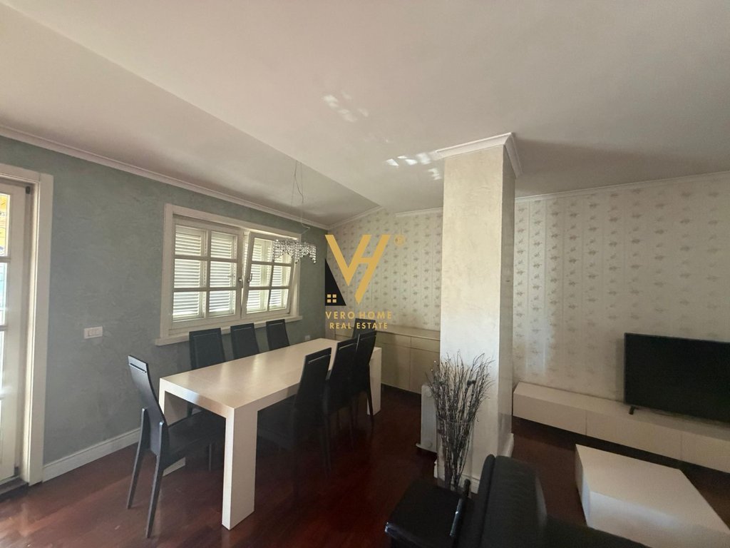 Shitet apartament 3+1+verande te myslym shyri 540.000 euro