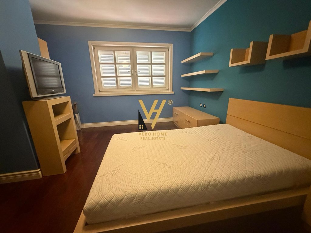 Shitet apartament 3+1+verande te myslym shyri 540.000 euro