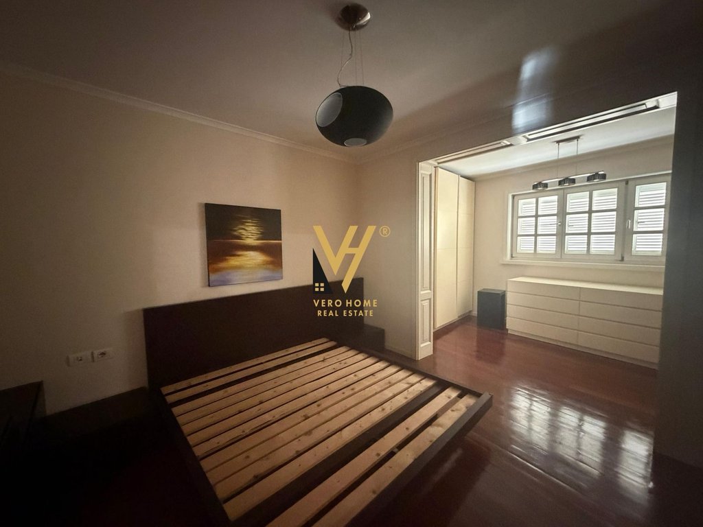 Shitet apartament 3+1+verande te myslym shyri 540.000 euro