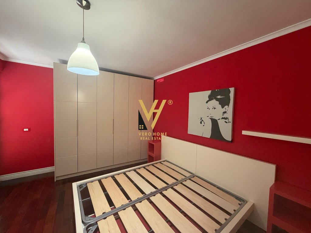 Shitet apartament 3+1+verande te myslym shyri 540.000 euro