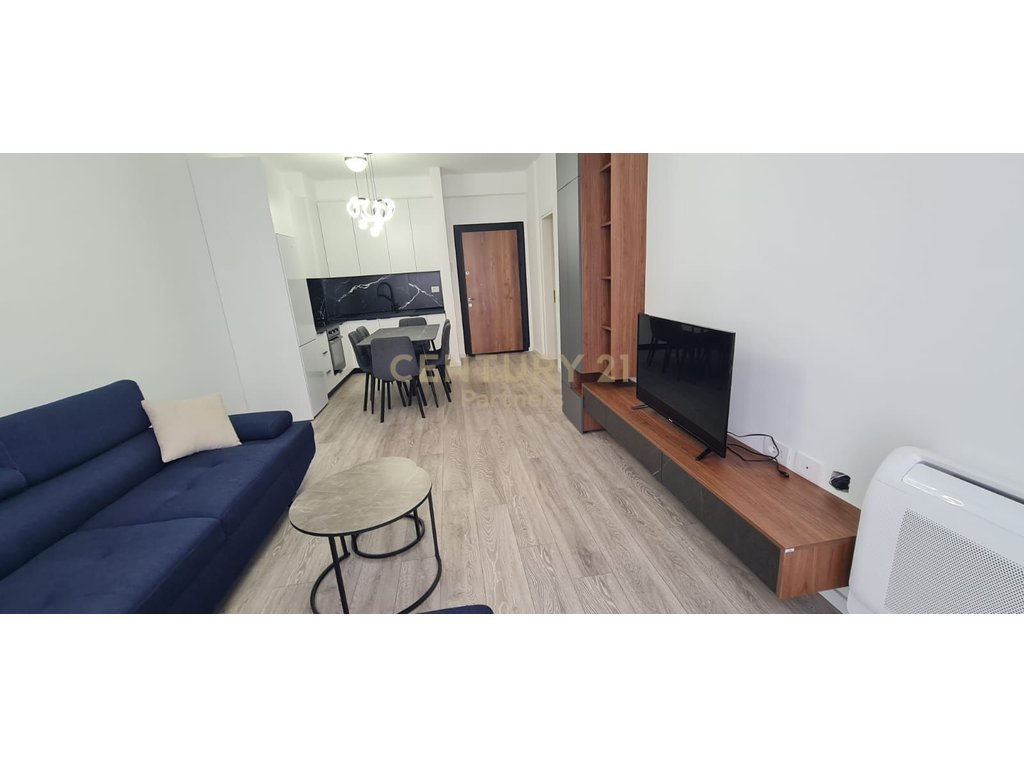 Apartament 1+1 me qira tek urban gate Astir-
