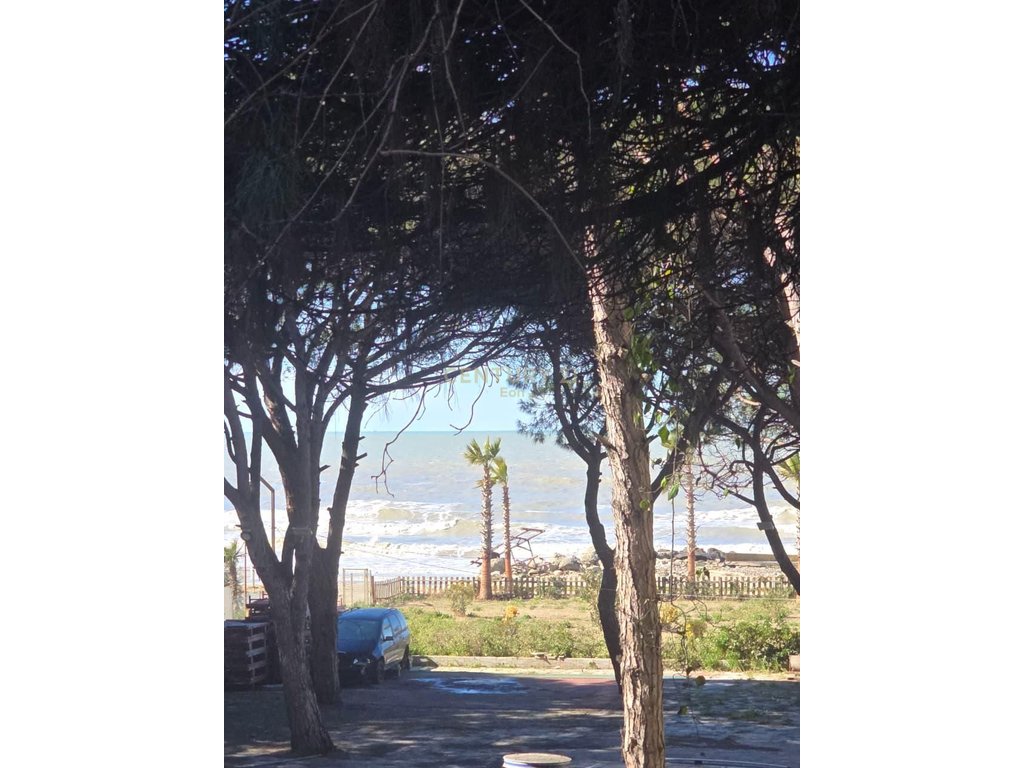 Apartamento 2+1 en venta - vistas fantásticas al mar - primera línea con mar!