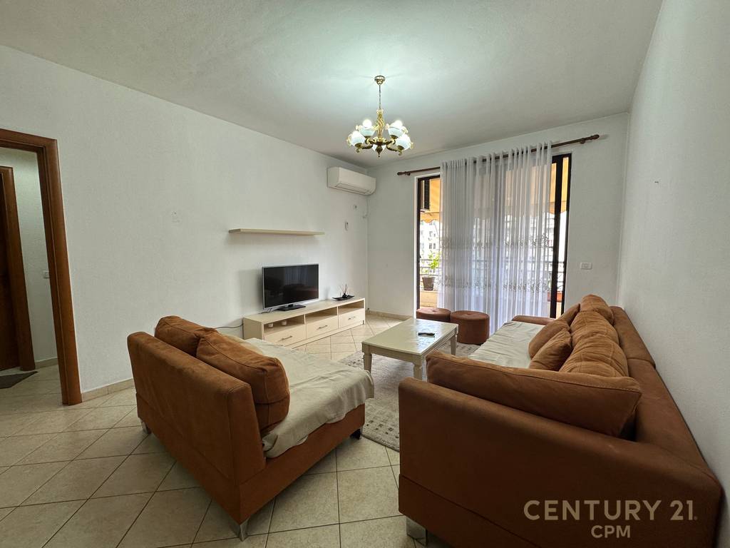 Apartament 3+1+2 me qira tek hipoteka