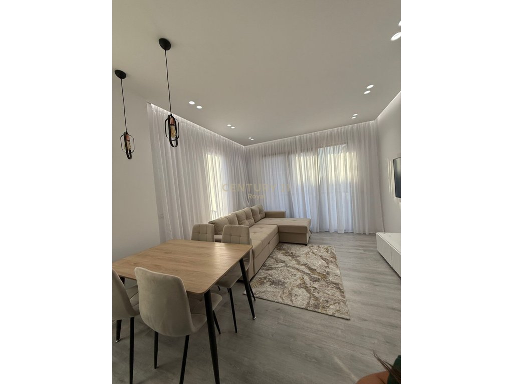 Jepet me qira apartament 1+1+post ne rrugen siri kodra, selvia