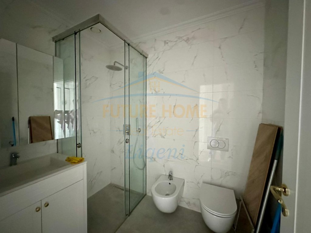 Qera, apartament 2+1+post parkimi, rruga e elbasanit, downtown one.