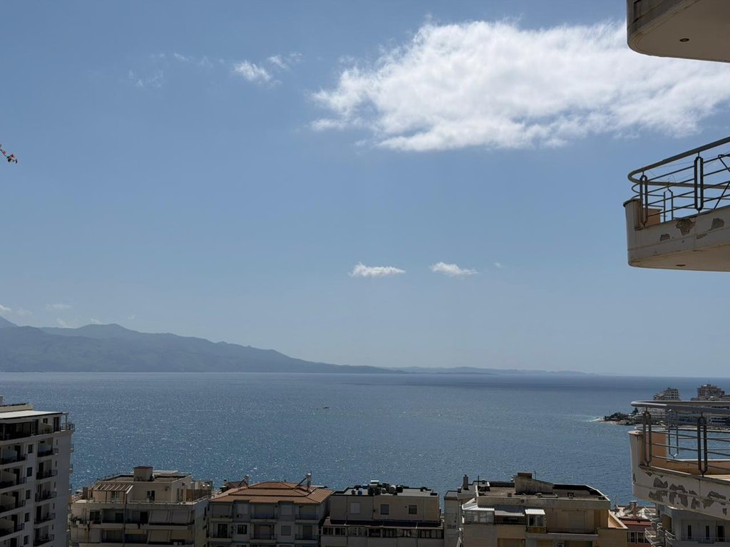 Sarande, appartement 2+1 avec vue sur mer