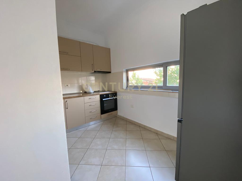 Apartament 1+1 per qira ne Astir