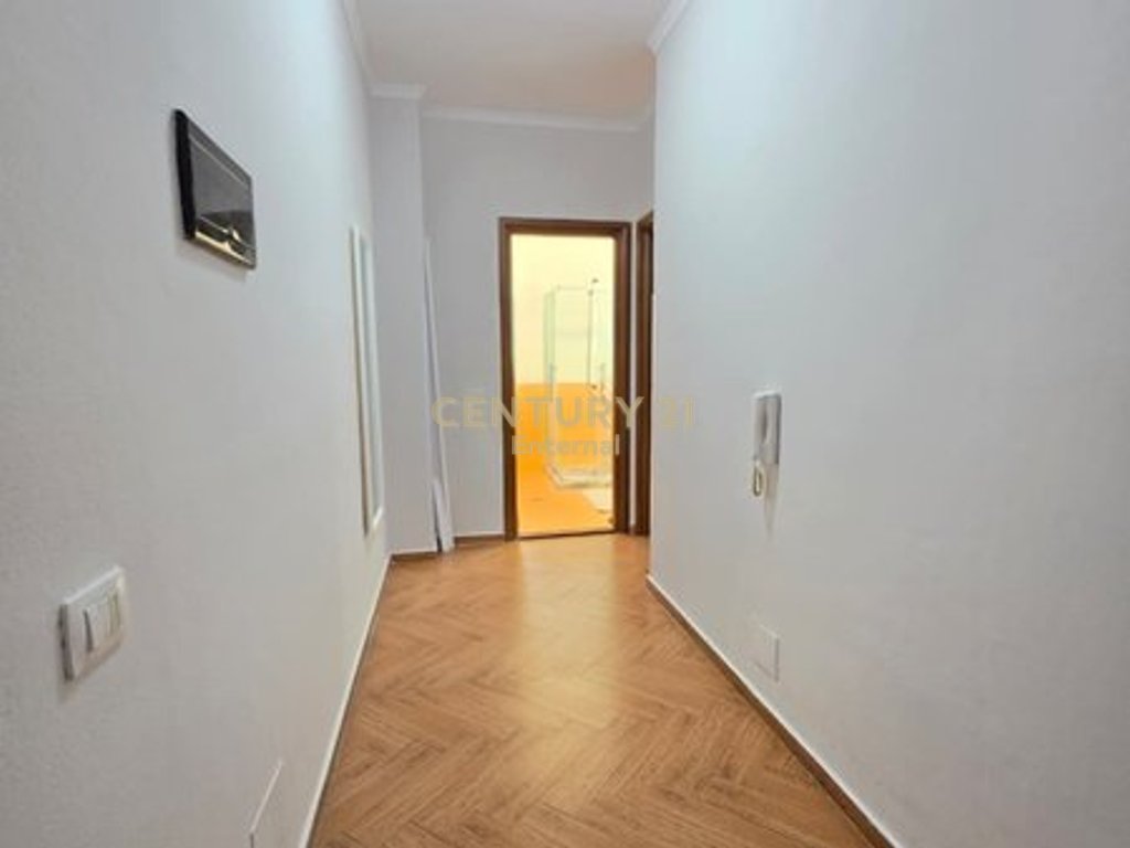Apartament 1+1 per qira ne Astir (3)