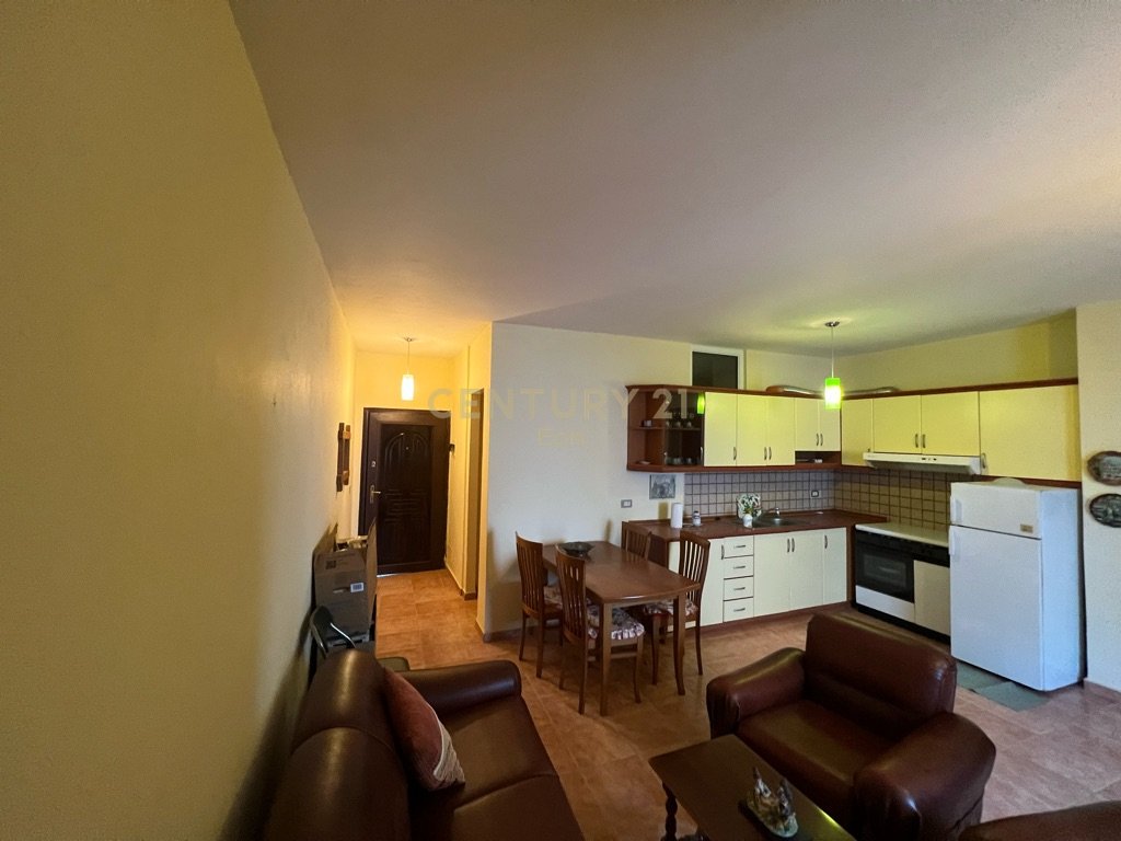 Apartamento en venta 1+1 en shkëmbi i kavajës, Durrës!! (2)
