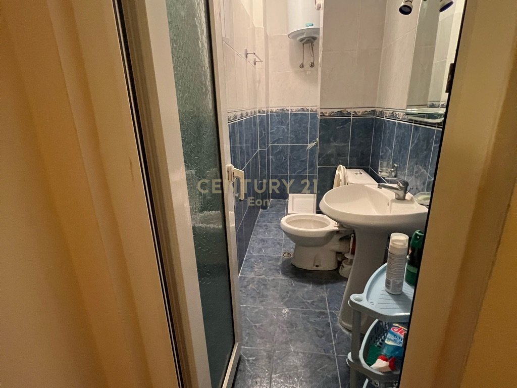 Apartamento en venta 1+1 en shkëmbi i kavajës, Durrës!! (6)
