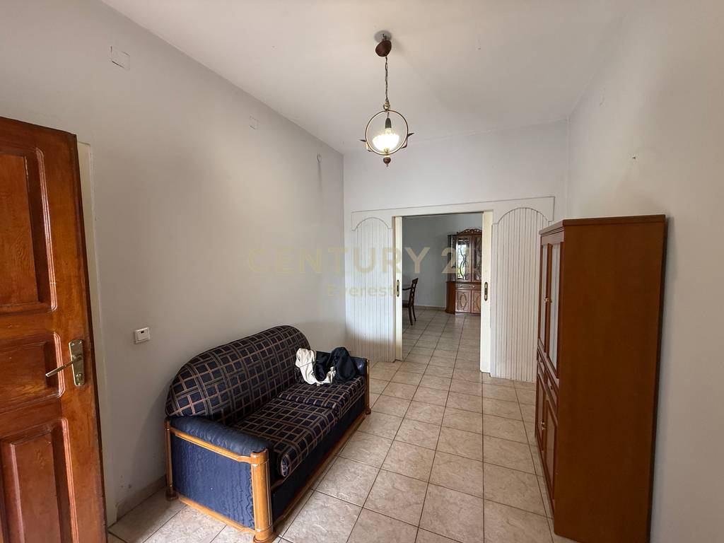 Kodra e priftit, privates haus zu verkaufen (6)