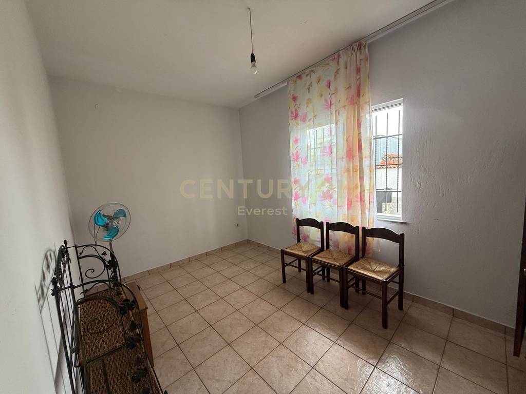Kodra e priftit, casa privata in vendita