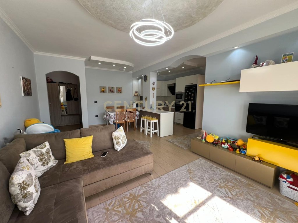 Appartamento in vendita 2+1+2 – Vicino a ish-urt–117m², durres!!!