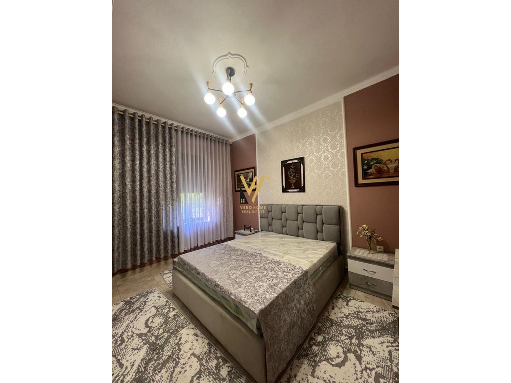 Jepet apartament 2+1+blk me qira te stadiumi dinamo 60.000 leke