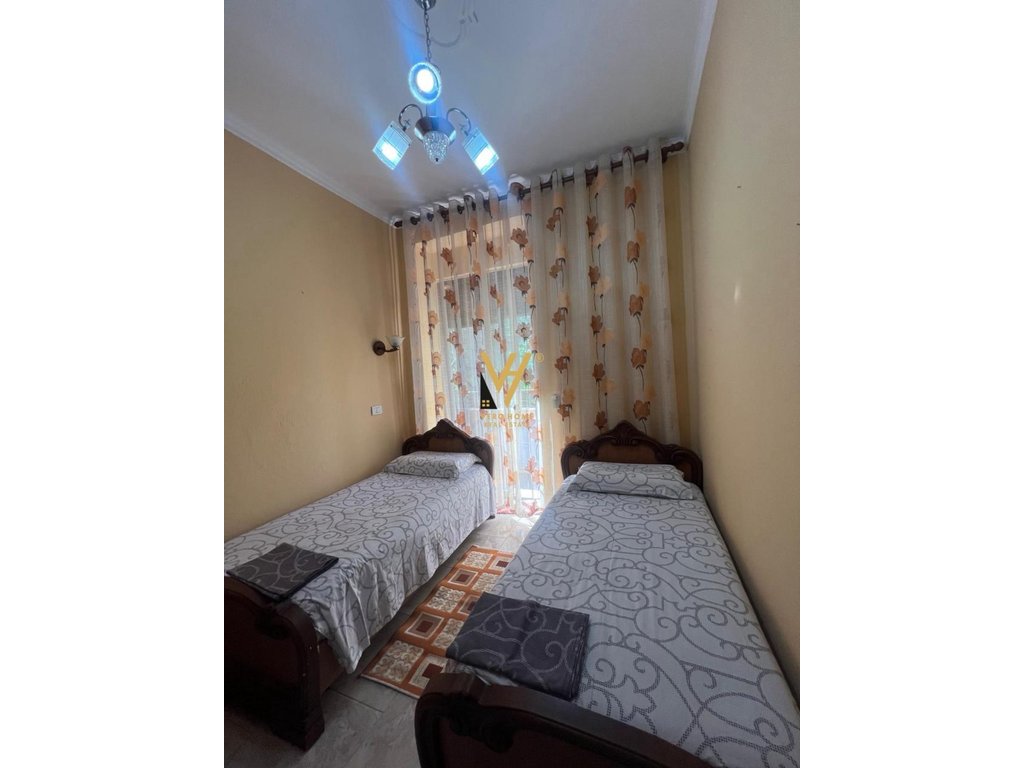 Jepet apartament 2+1+blk me qira te stadiumi dinamo 60.000 leke