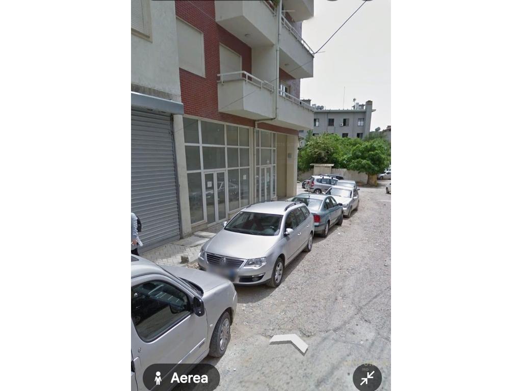 Espace commercial à vendre près d'atsh