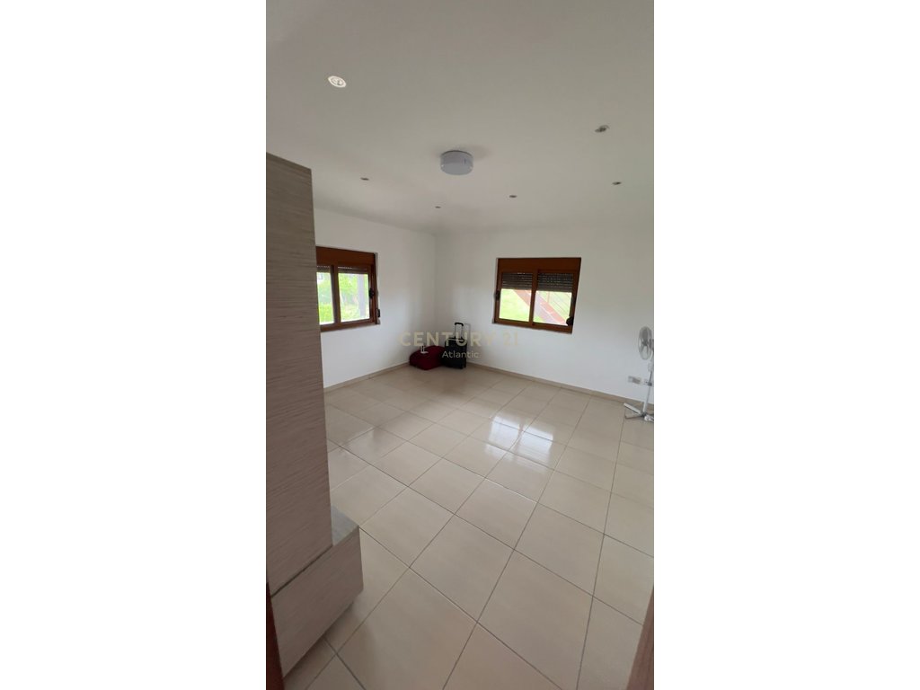 Maison privée à vendre à arapaj, Durrës. (4)