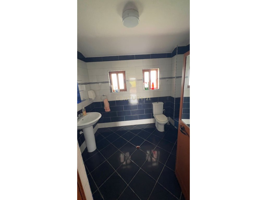 Maison privée à vendre à arapaj, Durrës. (6)