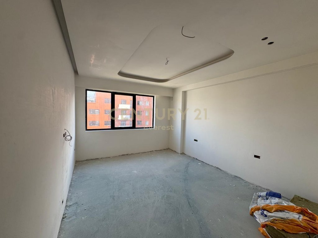 Astir-urban gate, shesim apartament 3+1+2+verande (4)