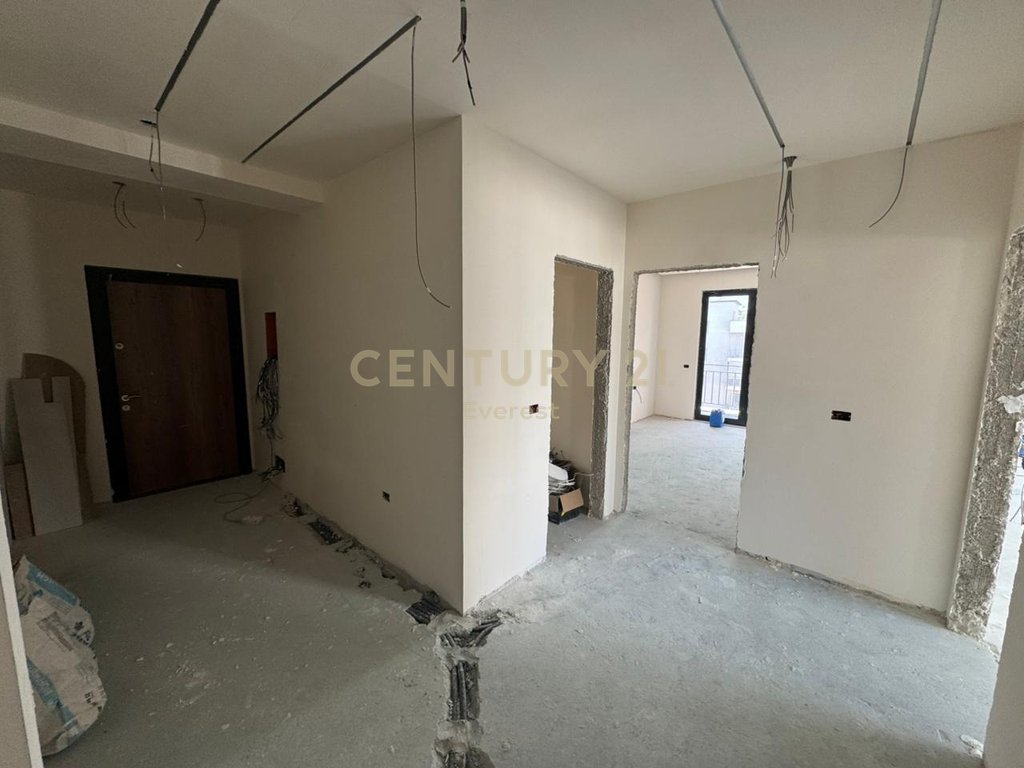 Astir-urban gate, shesim apartament 3+1+2+verande (5)
