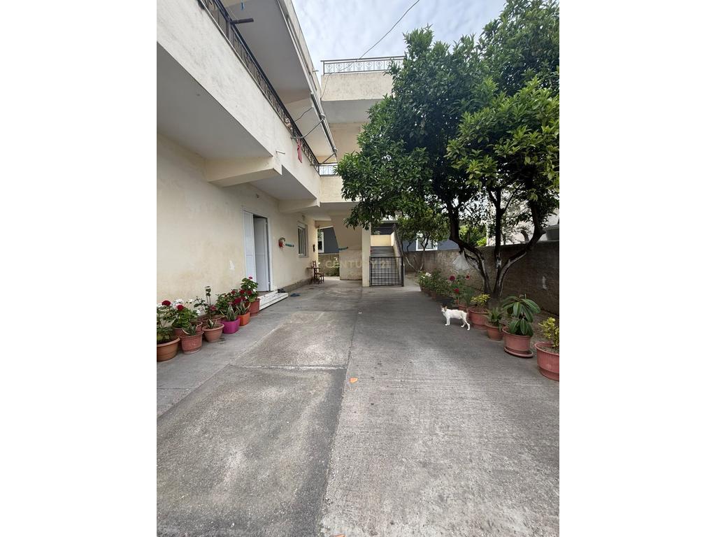 Casa privada de 2 pisos à venda – Bairro “Kushtrim”, Vlorë (5)