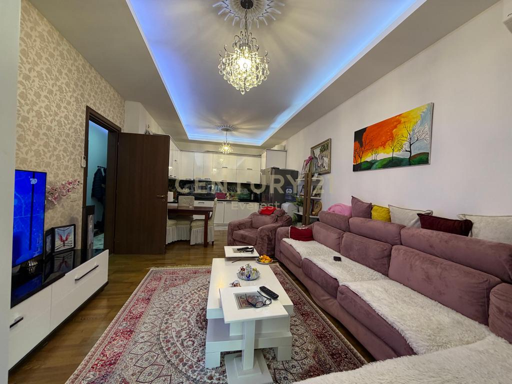Apartment zum verkauf 2+1 bei 5 maji