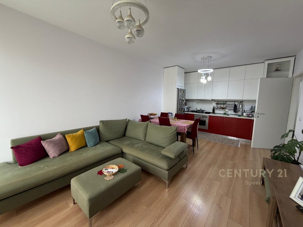 Apartment zum verkauf 2+1 bei 5 maji