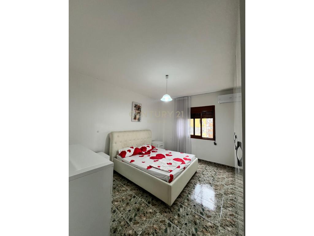 Appartement 3+1+2 salles de bain à louer, près du marché fruits-légumes, durres! (7)