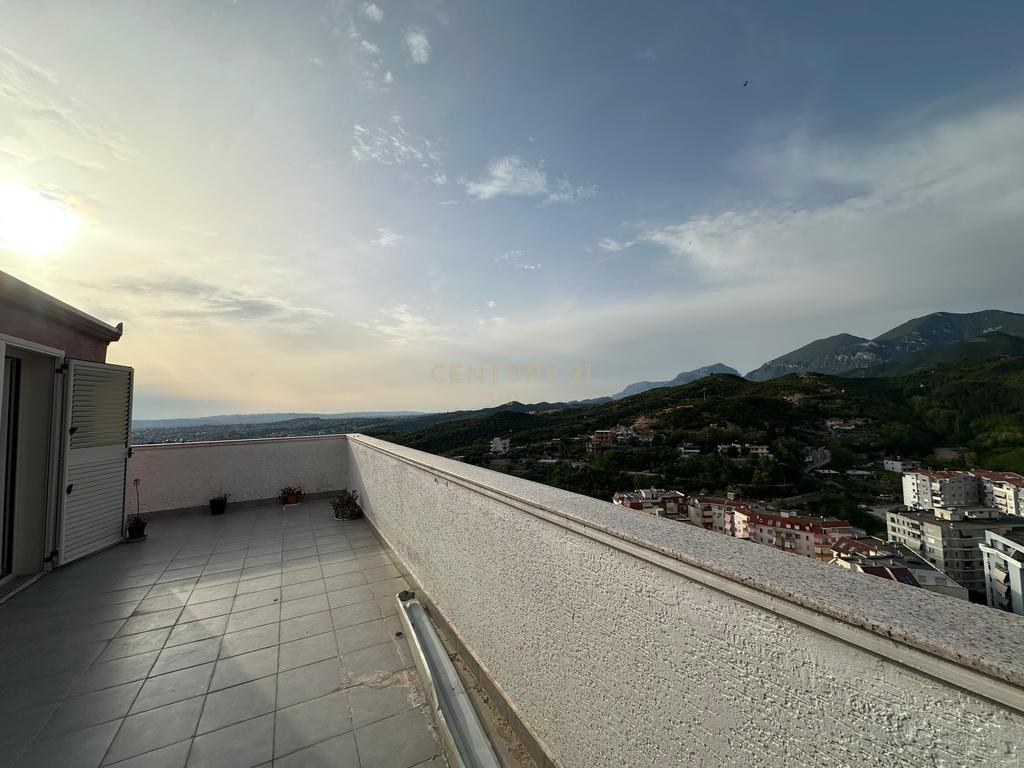 Appartement à vendre 2+1 à fresk